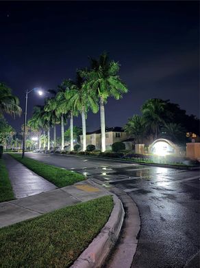 Жилой комплекс, Homestead, Miami-Dade County