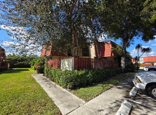 Townhouse in West Palm Beach, Palm Beach
