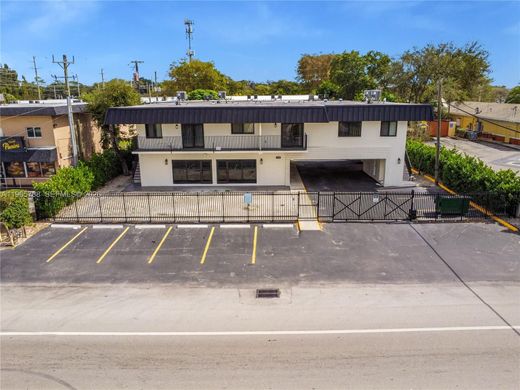 Residential complexes in Dania Beach, Broward County