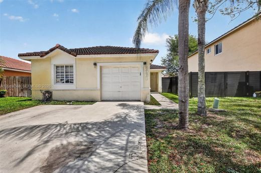 Villa in Hialeah, Miami-Dade