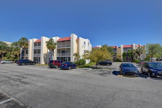 Wohnkomplexe in Boca Raton, Palm Beach County