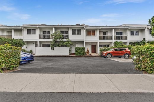 Townhouse in North Miami Beach, Miami-Dade