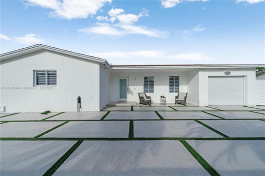 マイアミ, Miami-Dade Countyのヴィラ