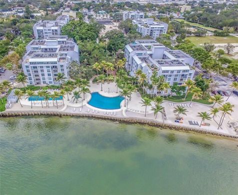 Residential complexes in Miami, Miami-Dade