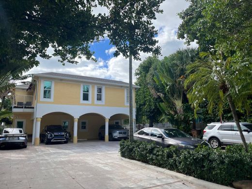 Townhouse in Deerfield Beach, Broward County