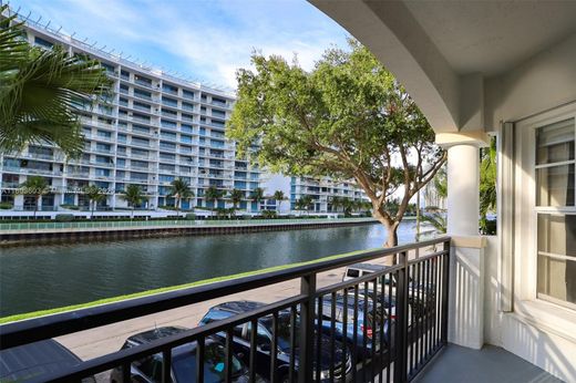Residential complexes in Aventura, Miami-Dade