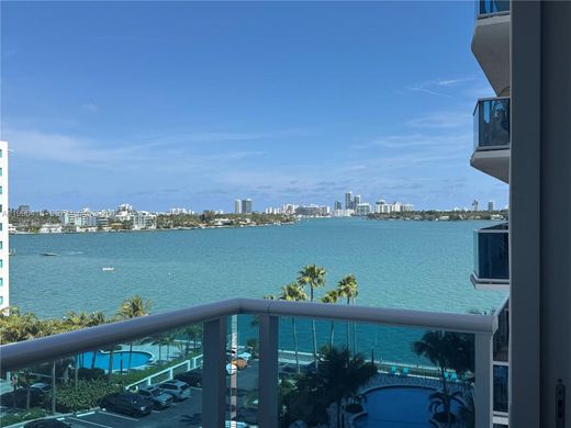 Residential complexes in North Bay Village, Miami-Dade