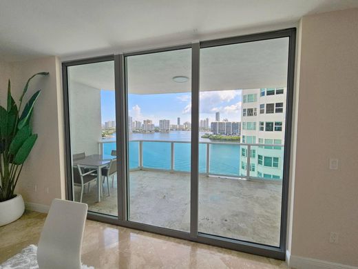 Residential complexes in Aventura, Miami-Dade