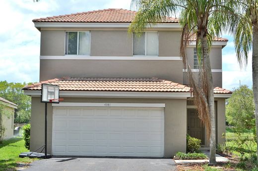 Villa - Weston, Broward County