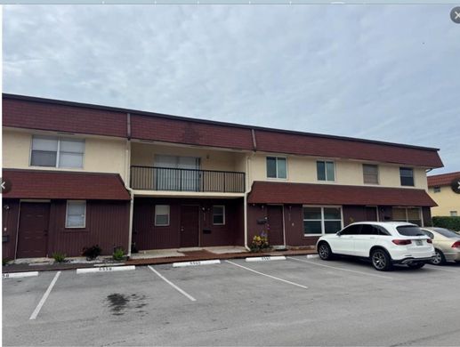 Townhouse in Fort Lauderdale, Broward County