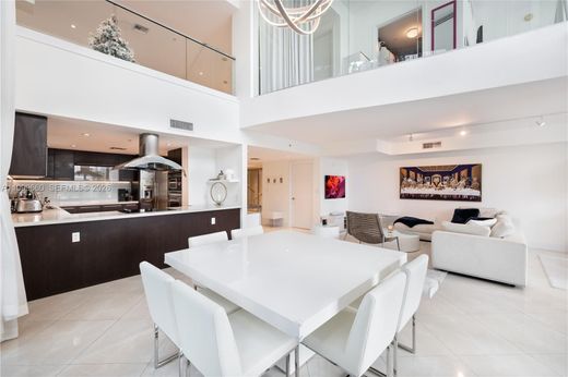 Kamienica w North Bay Village, Miami-Dade County