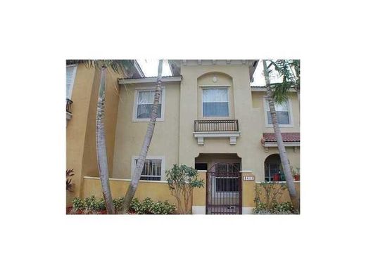 Townhouse in Margate, Broward County