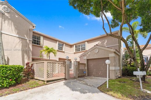 Townhouse in Cooper City, Broward County