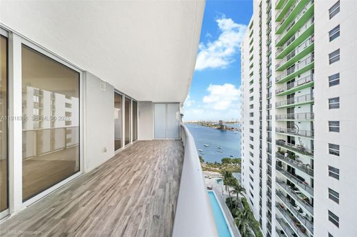 Komplex apartman Miami, Miami-Dade County