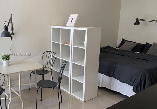 مجمع شقق ﻓﻲ Doral, Miami-Dade County