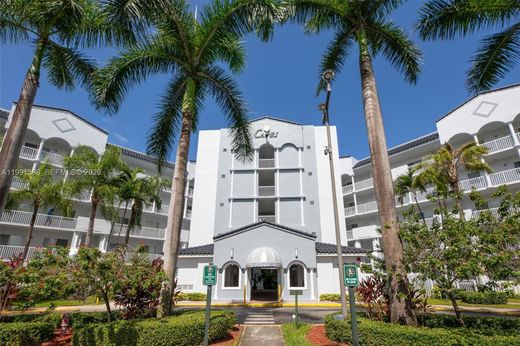 Residential complexes in Doral, Miami-Dade