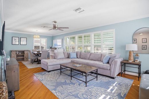 Villa in Lake Worth, Palm Beach County