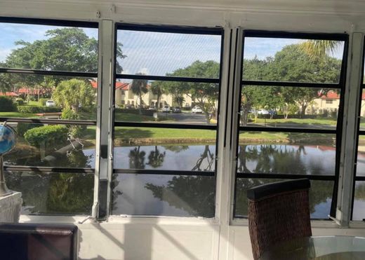 公寓楼  Boca Raton, Palm Beach County