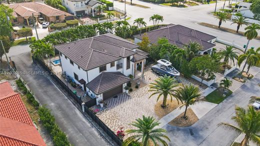 Willa w Miami, Miami-Dade County