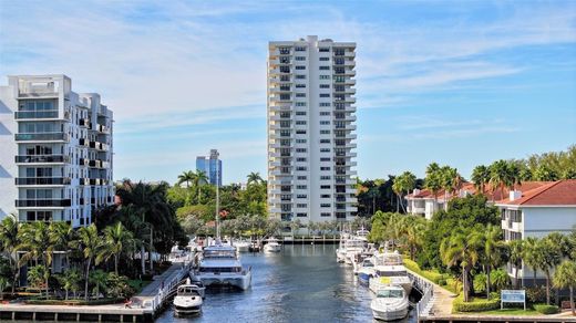 Residential complexes in Fort Lauderdale, Broward County