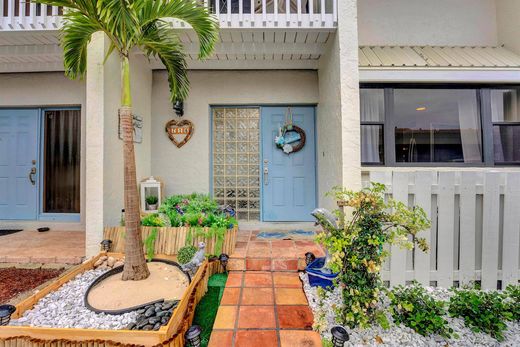 Townhouse in Boynton Beach, Palm Beach
