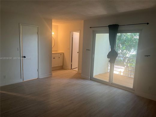 Townhouse in Sunrise, Broward County