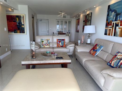 Complesso residenziale a Sunny Isles Beach, Miami-Dade County