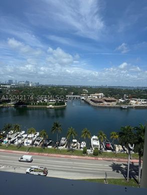 Жилой комплекс, Майами-Бич, Miami-Dade County