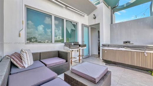 Komplex apartman Miami Beach, Miami-Dade County