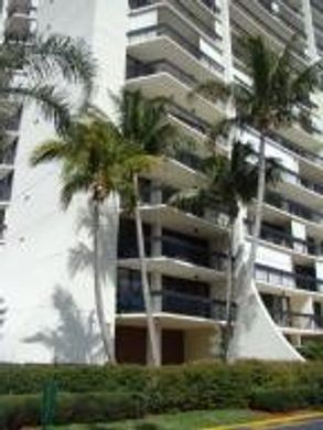 ウェストパームビーチ, Palm Beach Countyのアパートメント・コンプレックス