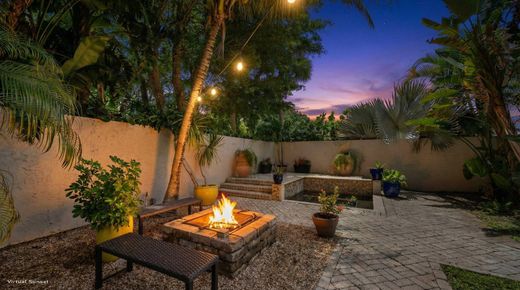 Residential complexes in Wellington, Palm Beach