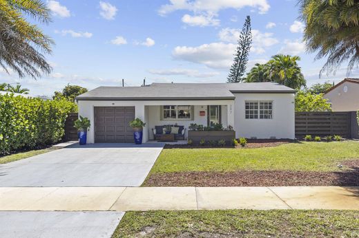 ﻓﻴﻼ ﻓﻲ Miami Springs, Miami-Dade County