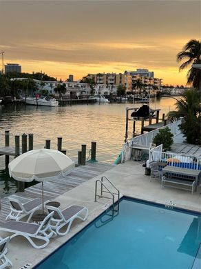 Жилой комплекс, Майами-Бич, Miami-Dade County