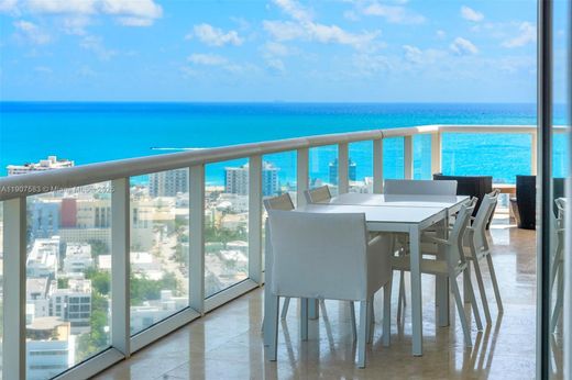 Complesso residenziale a Miami Beach, Miami-Dade County