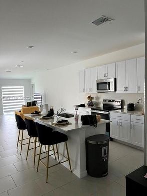 Villa in Lehigh Acres, Lee County