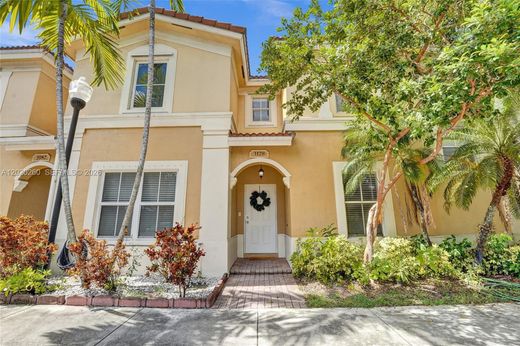 Townhouse in Miramar, Broward County