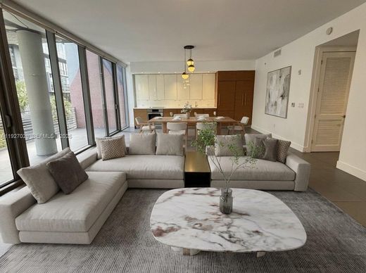 Complesso residenziale a Miami, Miami-Dade County