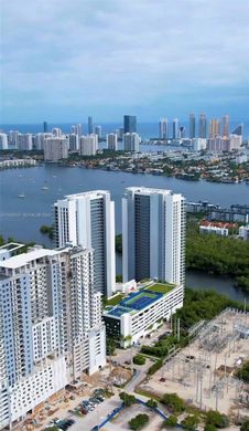 Edificio en North Miami Beach, Miami-Dade County