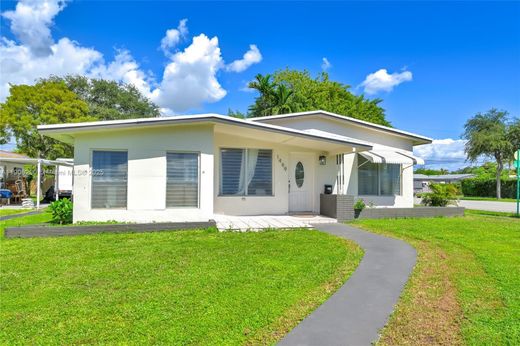Villa in North Miami Beach, Miami-Dade County