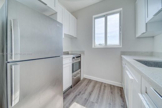 Complesso residenziale a Miami, Miami-Dade County