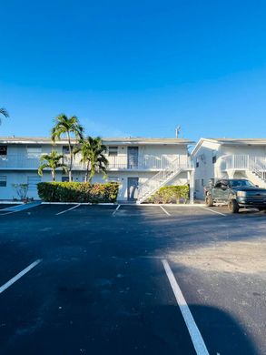 Complexes résidentiels à Aventura, Comté de Miami-Dade