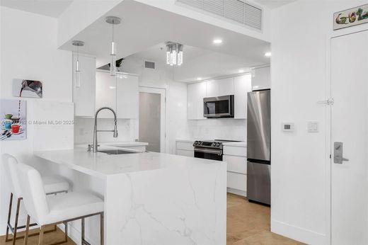 Complexes résidentiels à Miami, Comté de Miami-Dade