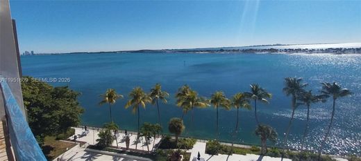 Kamienica w Miami, Miami-Dade County