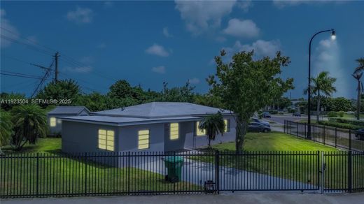 Villa a Miami, Miami-Dade County