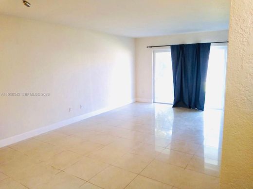 Complesso residenziale a Miami, Miami-Dade County