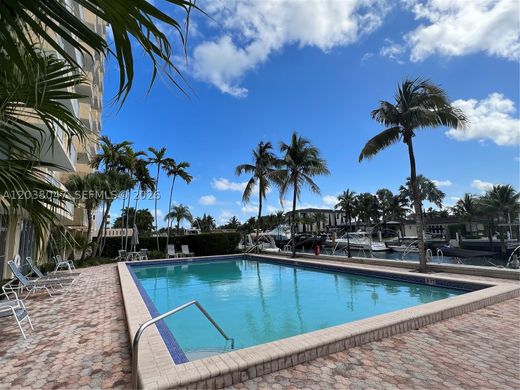 Complexos residenciais - North Miami, Miami-Dade County