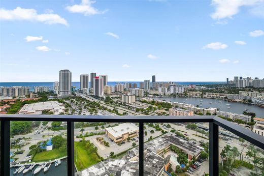 Complesso residenziale a Hallandale Beach, Broward County