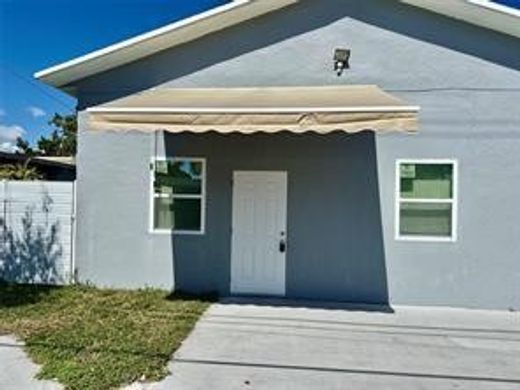 Kamienica w Dania Beach, Broward County