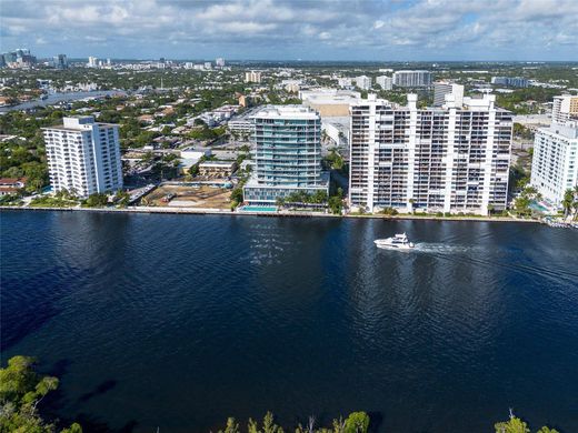 Residential complexes in Fort Lauderdale, Broward County