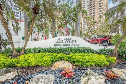Complesso residenziale a Hallandale Beach, Broward County